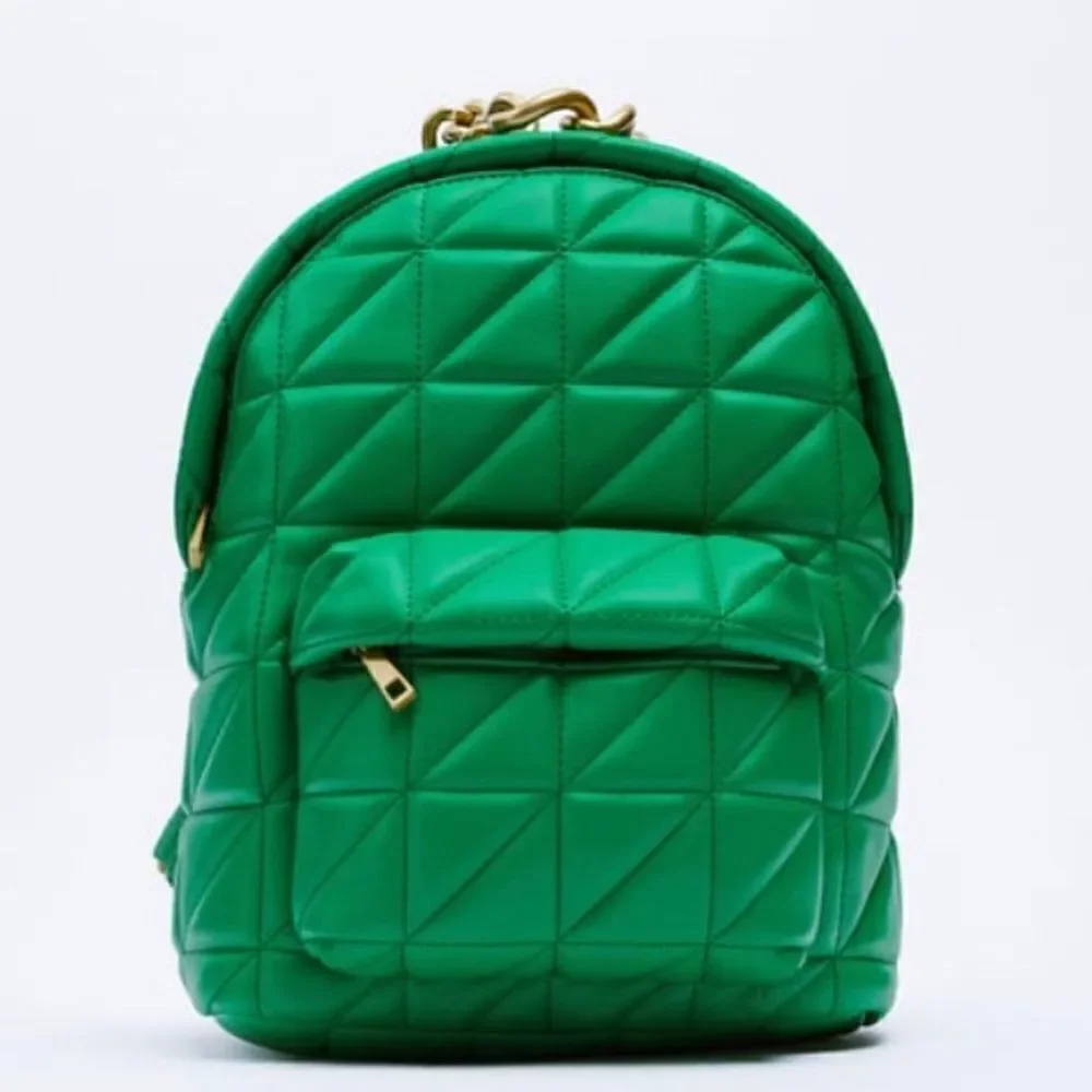 ❤️Last deal ❤️Zara red backpack